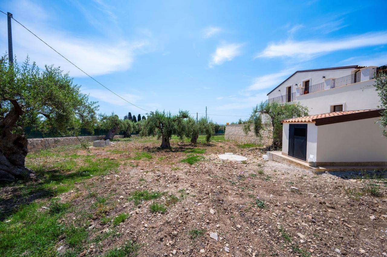Villa Carmiano Luxury Bedrooms In Avola In The Province Of Syracuse With Spa And Swimming Pool And Wonderful Seaview Luaran gambar